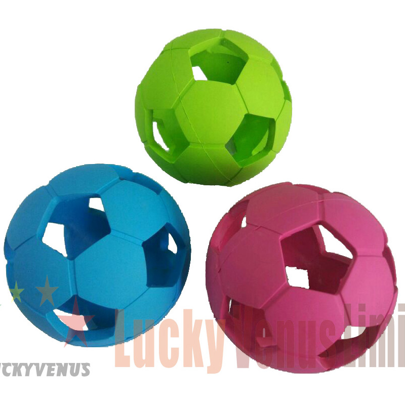 Durable rubber hollow ball dog chew toy interactive pet toy